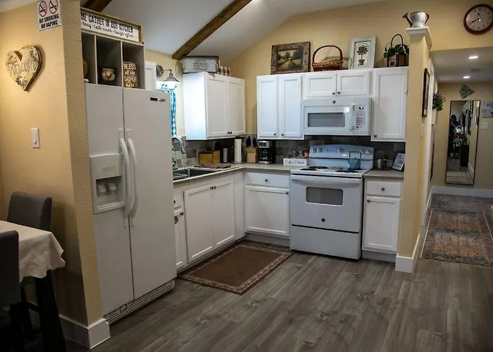 Stockyards! Less Than 4 Minutes-sleeps 8-lee House * Fort Worth